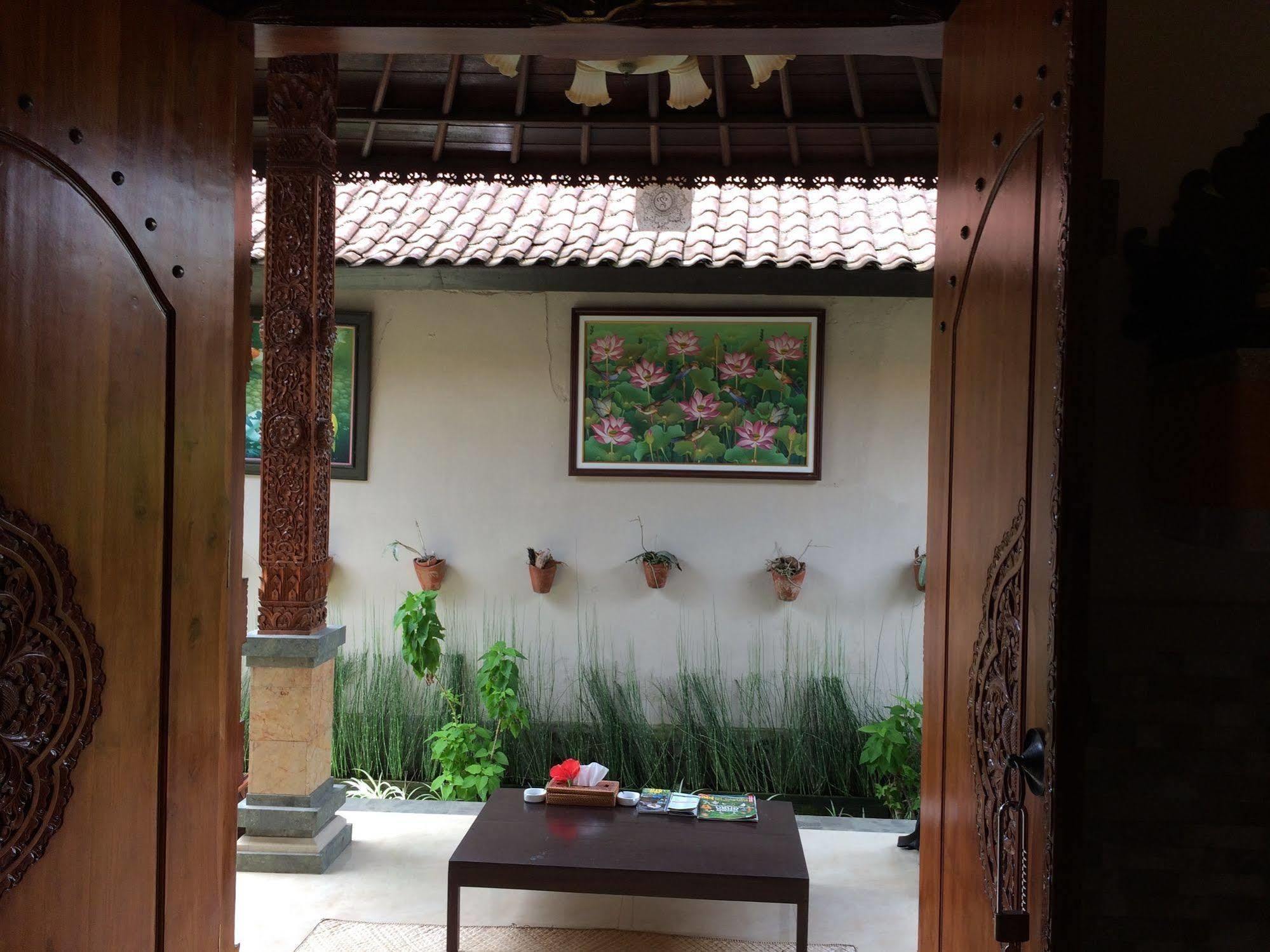Uma Dewi Guest House Ubud Exterior foto